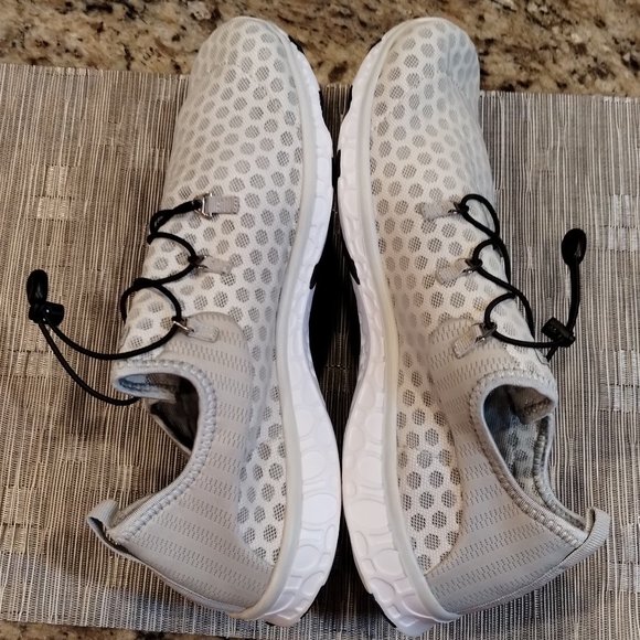 Moerdeng Lightweight Water Shoes Light Grey Quick Dry Size 12 - Picture 4 of 12